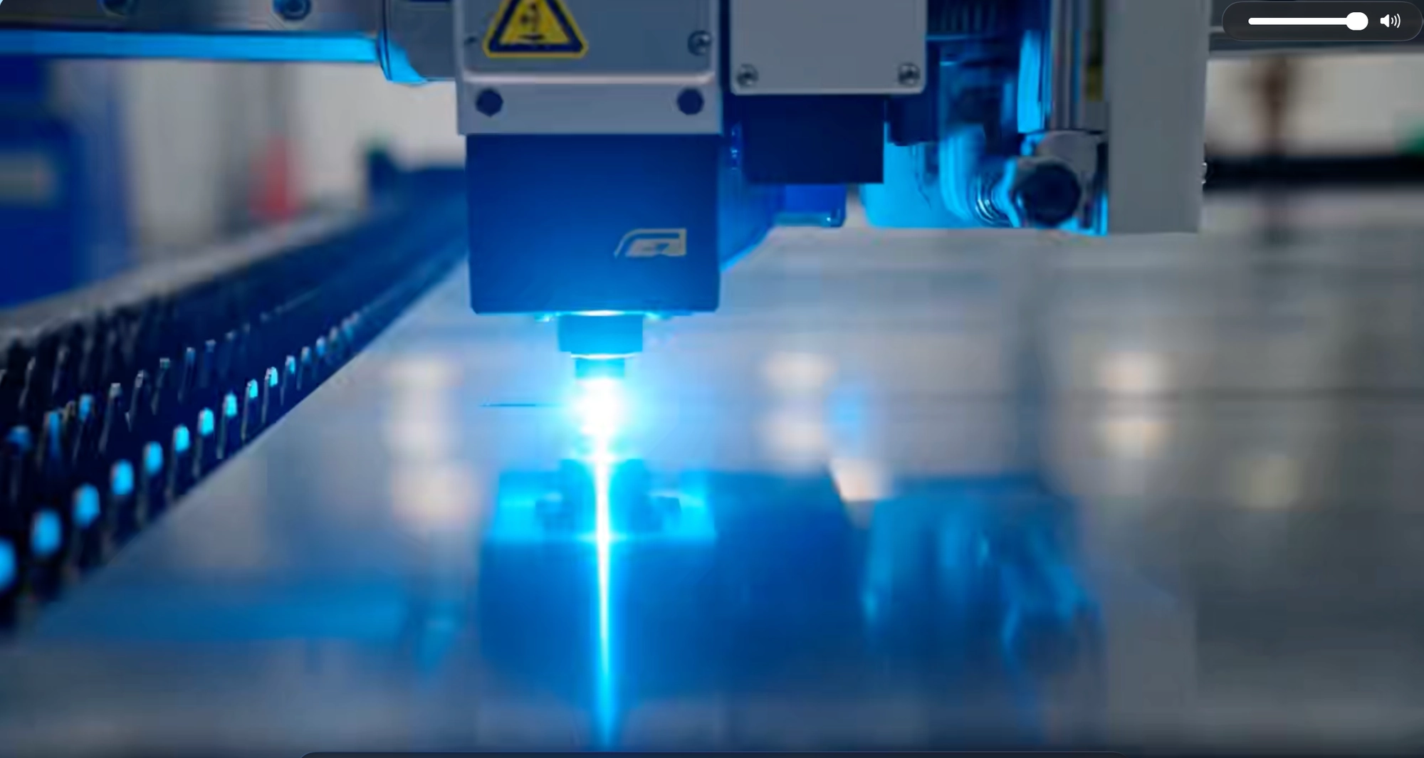 ZEMSS stainless steel workshop high precision fiber laser cutting machine processing metal sheet